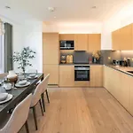 Hotel Concept Apartment In Central London With Facilities