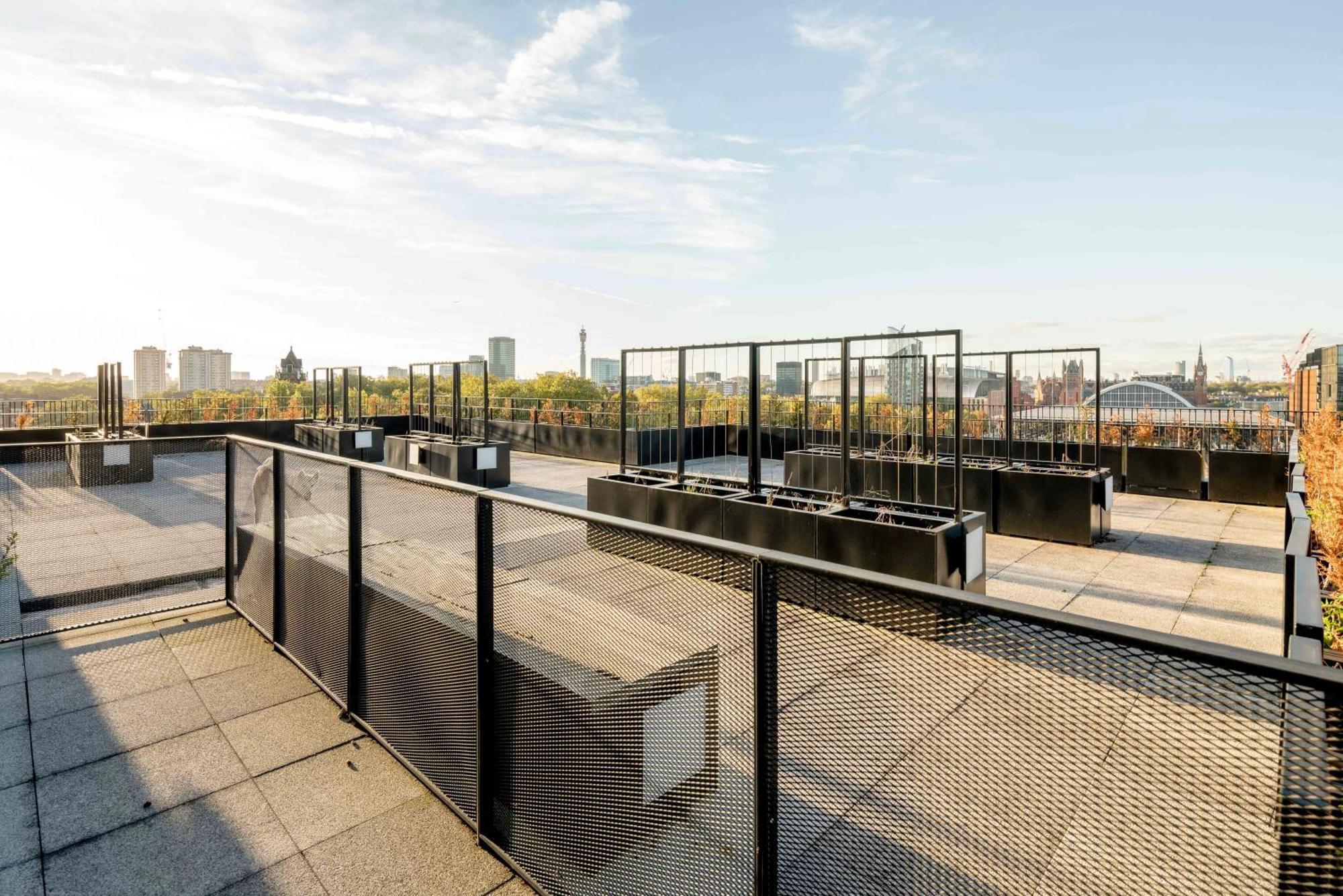 Concept In With Facilities Londres